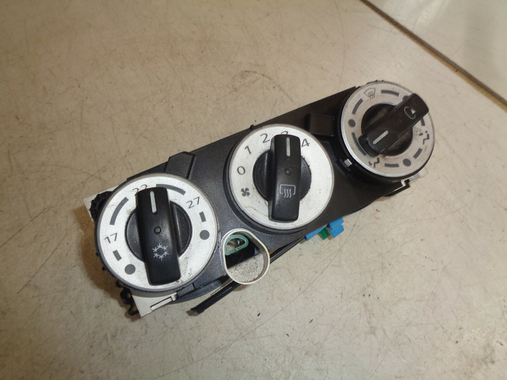 MITSUBISHI COLT 2010 1.3 PETROL HEATER CONTROL PANEL P7820A256H