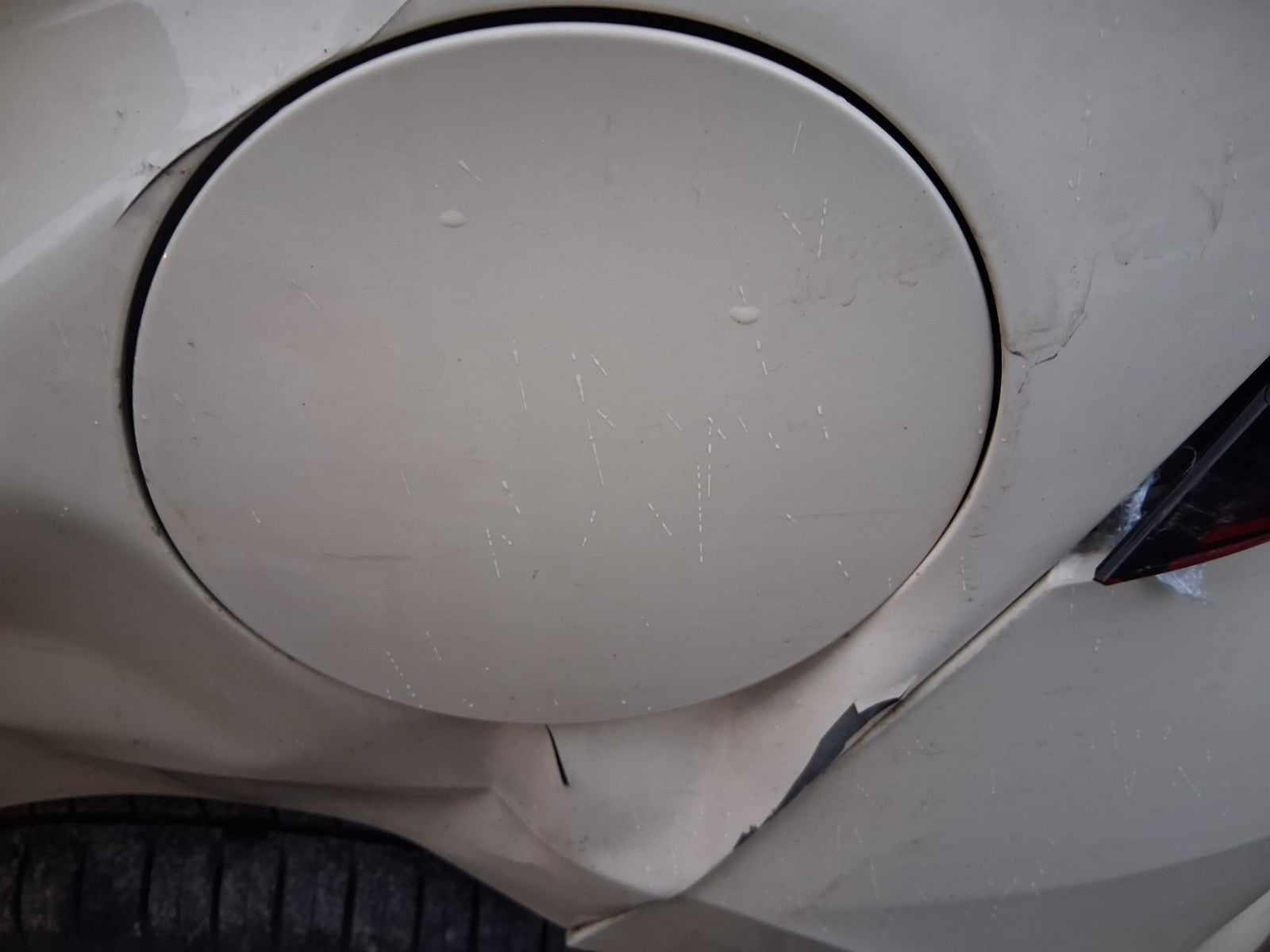 2018 NISSAN MICRA K14 FUEL FLAP LID COVER IVORY