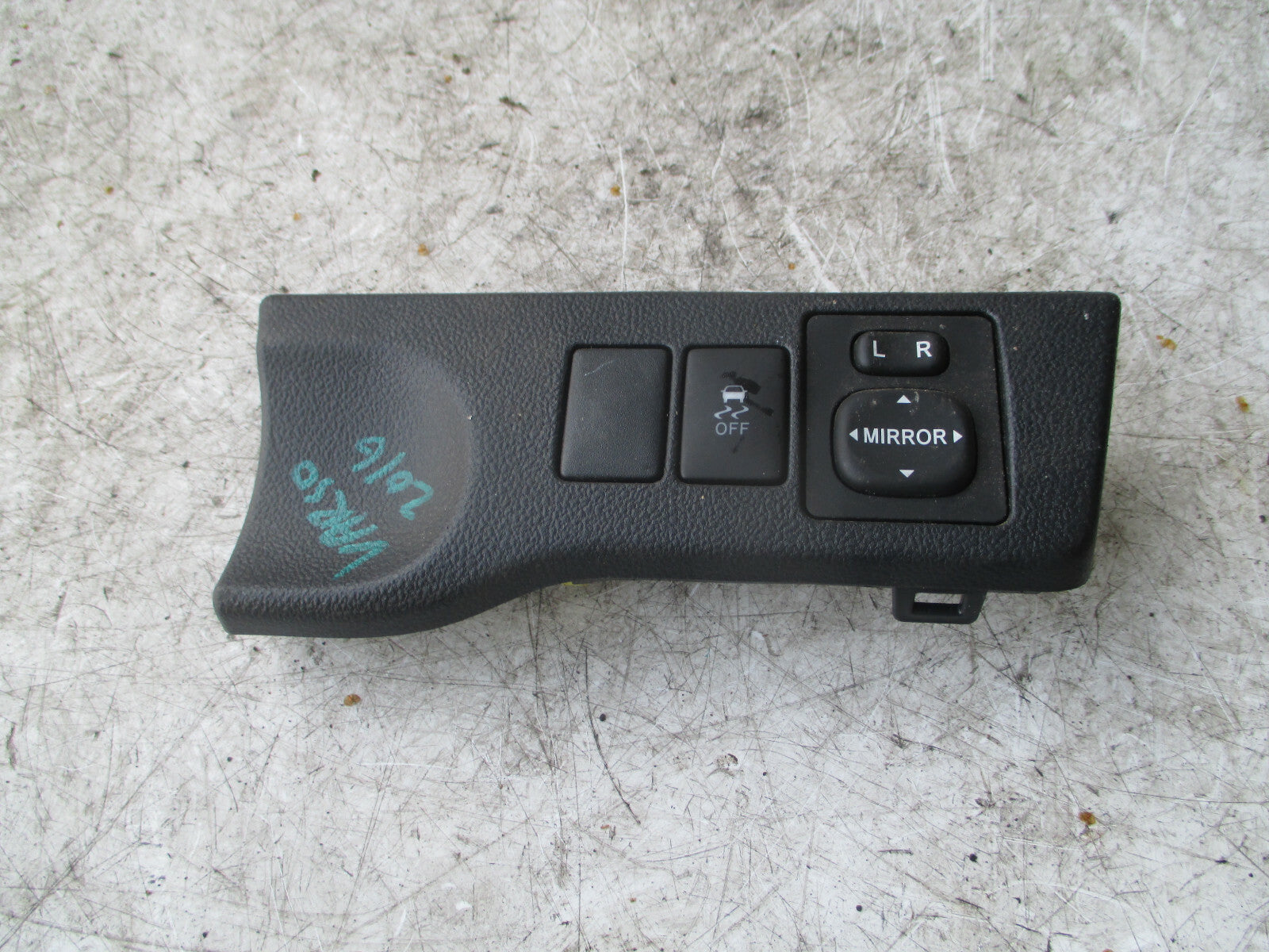 TOYOTA VERSO S 2016 FRONT DASHBOARD ESP & WING MIRROR SWITCH 5543352090