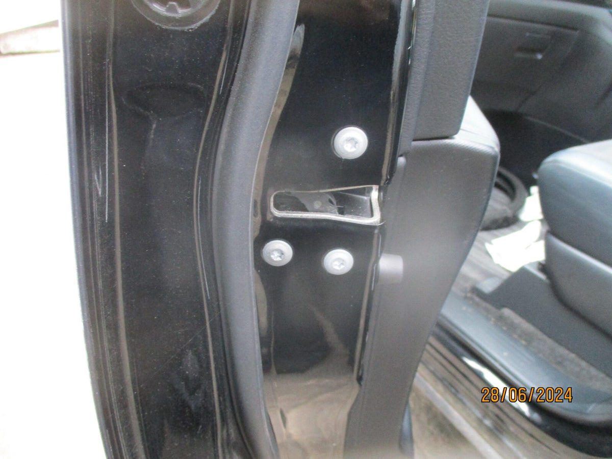 TOYOTA ESTIMA MK3 2013 NSF PASSENGER SIDE FRONT DOOR LOCK MECHANISM