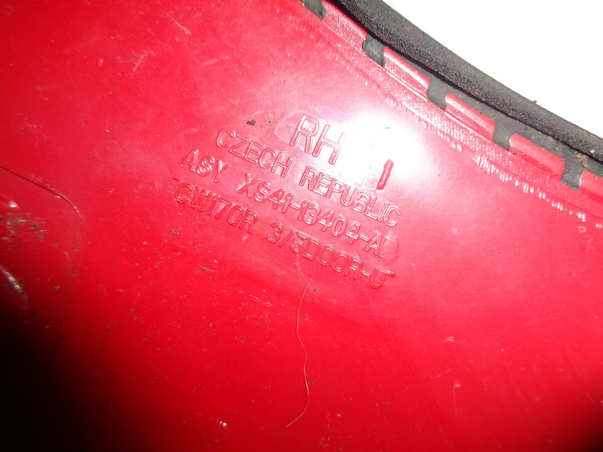 FORD FOCUS 2001 MK1 NSR PASSENGER SIDE REAR LIGHT TAIL LIGHT