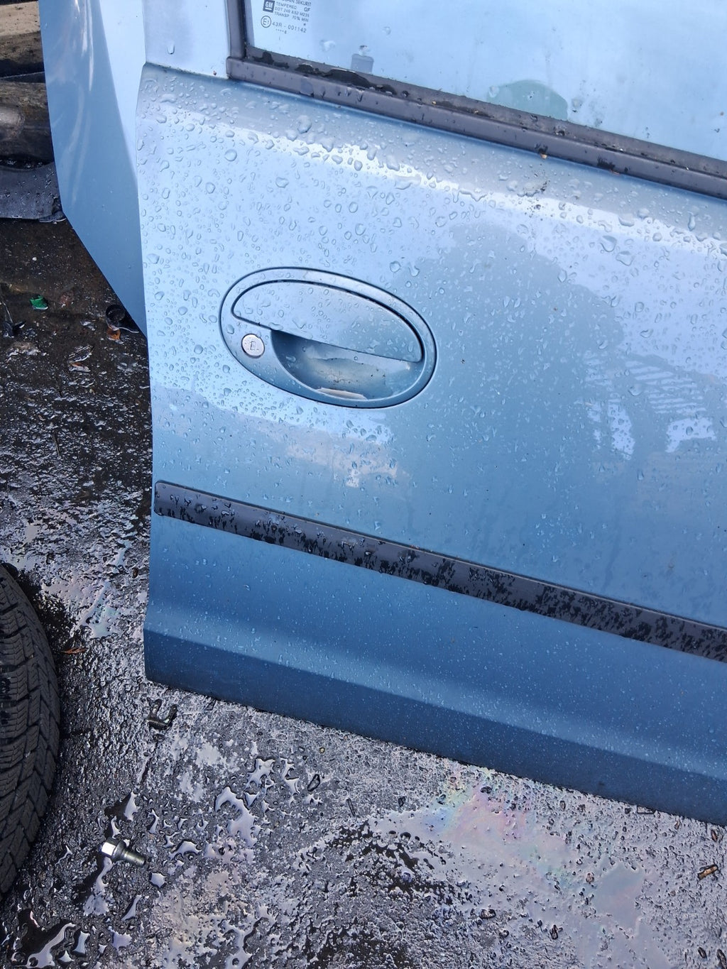 2006 VAUXHALL CORSA C OSF DRIVER SIDE FRONT RIGHT COMPLETE DOOR BLUE