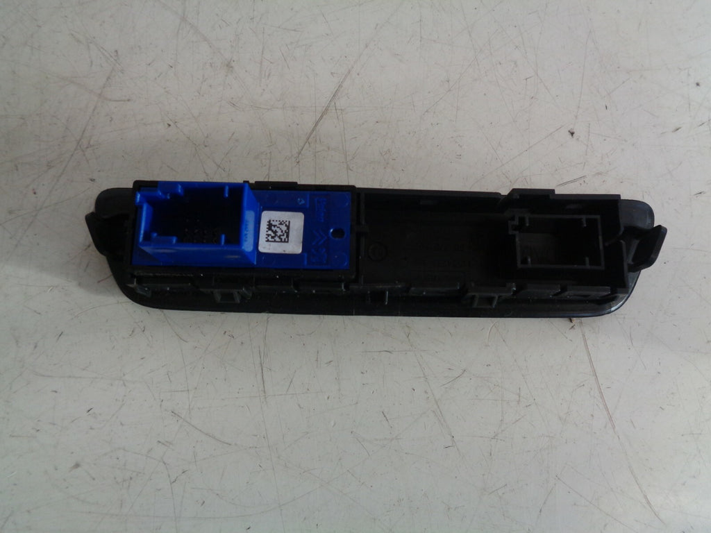 PEUGEOT 208 2016 CENTRE CONSOLE ESP BUTTON SWITCH PANEL 9677059277