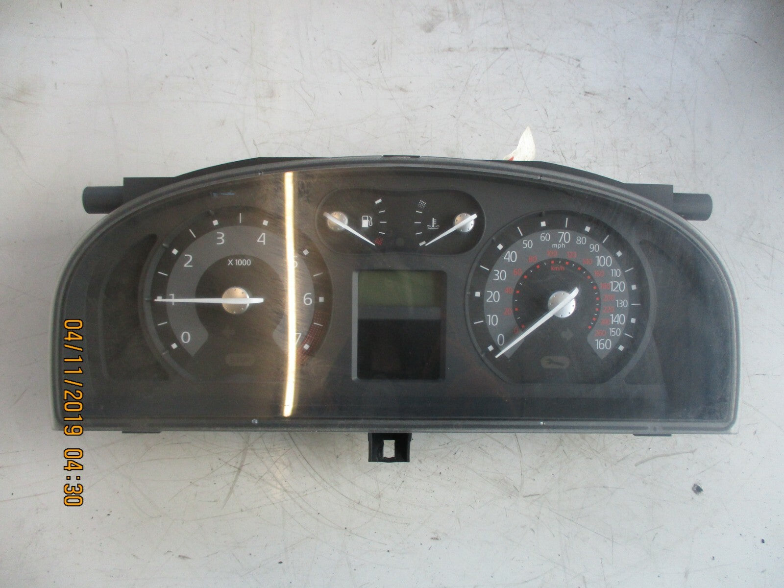 RENAULT LAGUNA MK2 2005 2.0 PETROL AUTOMATIC SPEEDO CLOCKS DIALS 8200291329