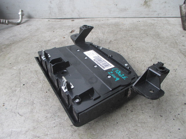 20O9 CHEVROLET CRUZE AUDIO SYSTEM CD RADIO 96948426