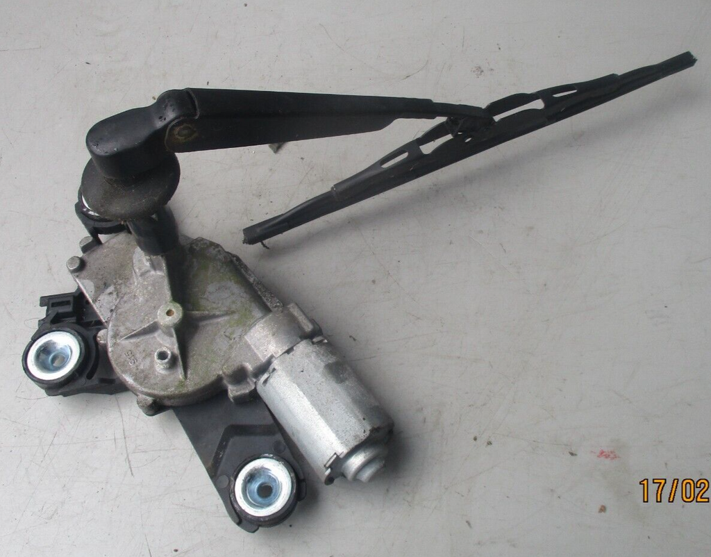 FORD FOCUS CMAX 2005 HATCHBACK REAR TAILGATE WIPER MOTOR WITH WIPER ARM 30699261