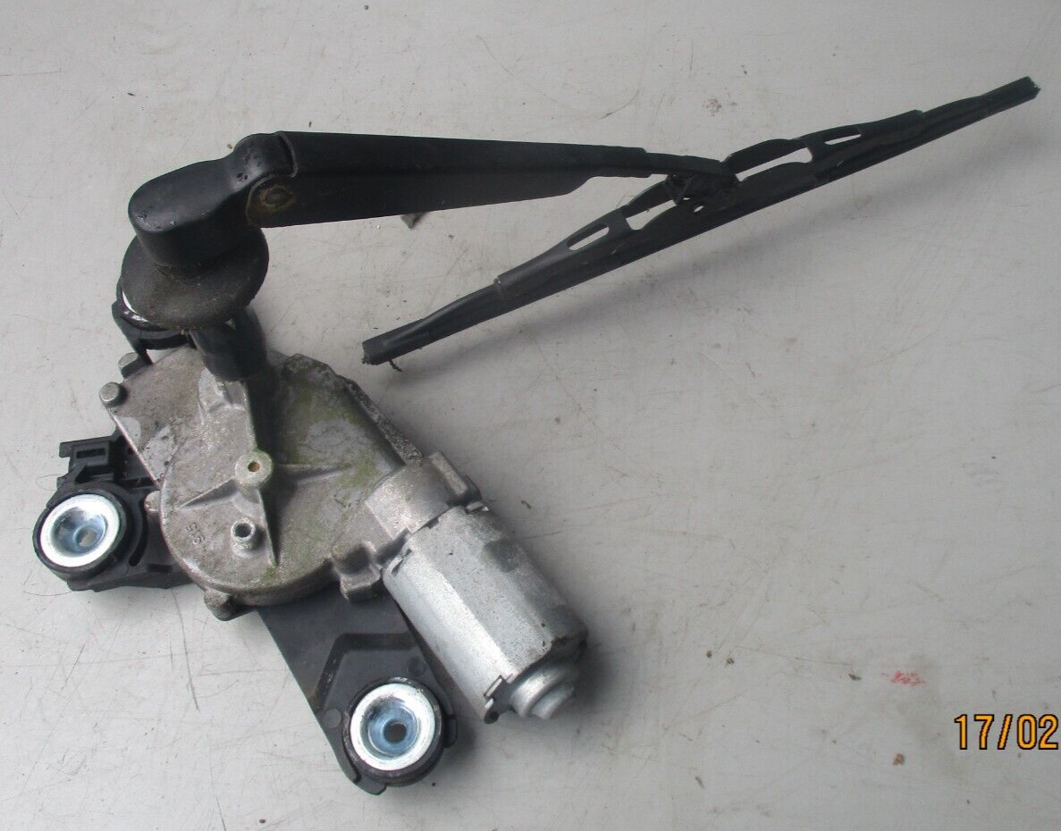 FORD FOCUS CMAX 2005 HATCHBACK REAR TAILGATE WIPER MOTOR WITH WIPER ARM 30699261
