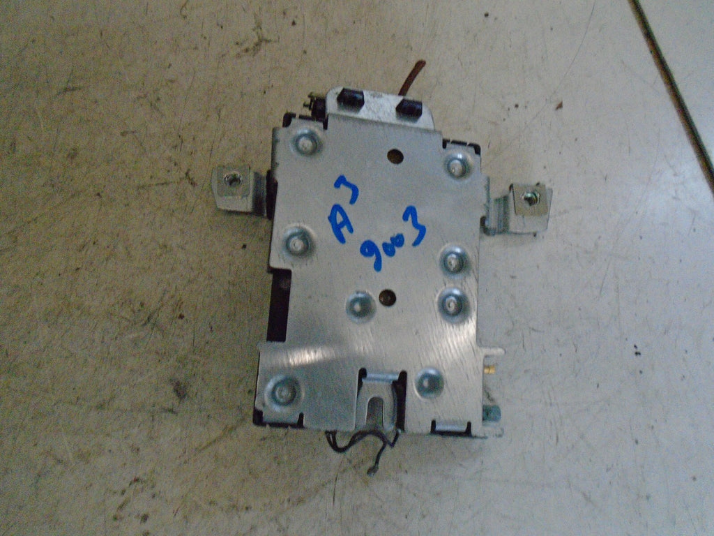 AUDI A3 8P 2003 RADIO ANTENNA AERIAL AMPLIFIER 8P0035225D