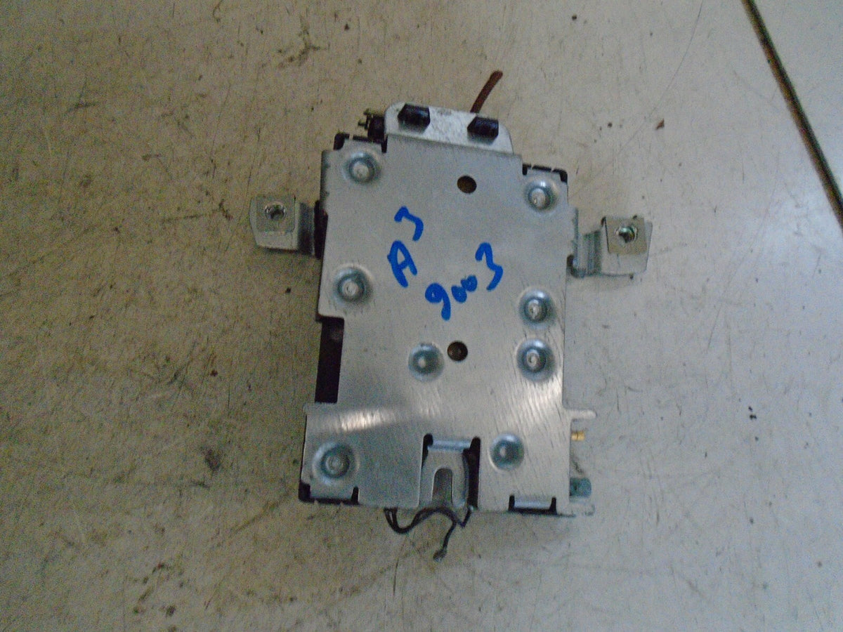 AUDI A3 8P 2003 RADIO ANTENNA AERIAL AMPLIFIER 8P0035225D