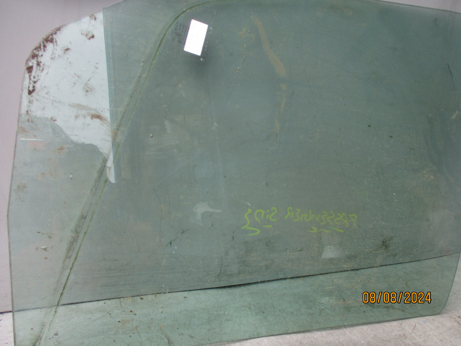 2020 MERCEDES BENZ SPRINTER W907 NSF PASSENGER SIDE WINDOW GLASS