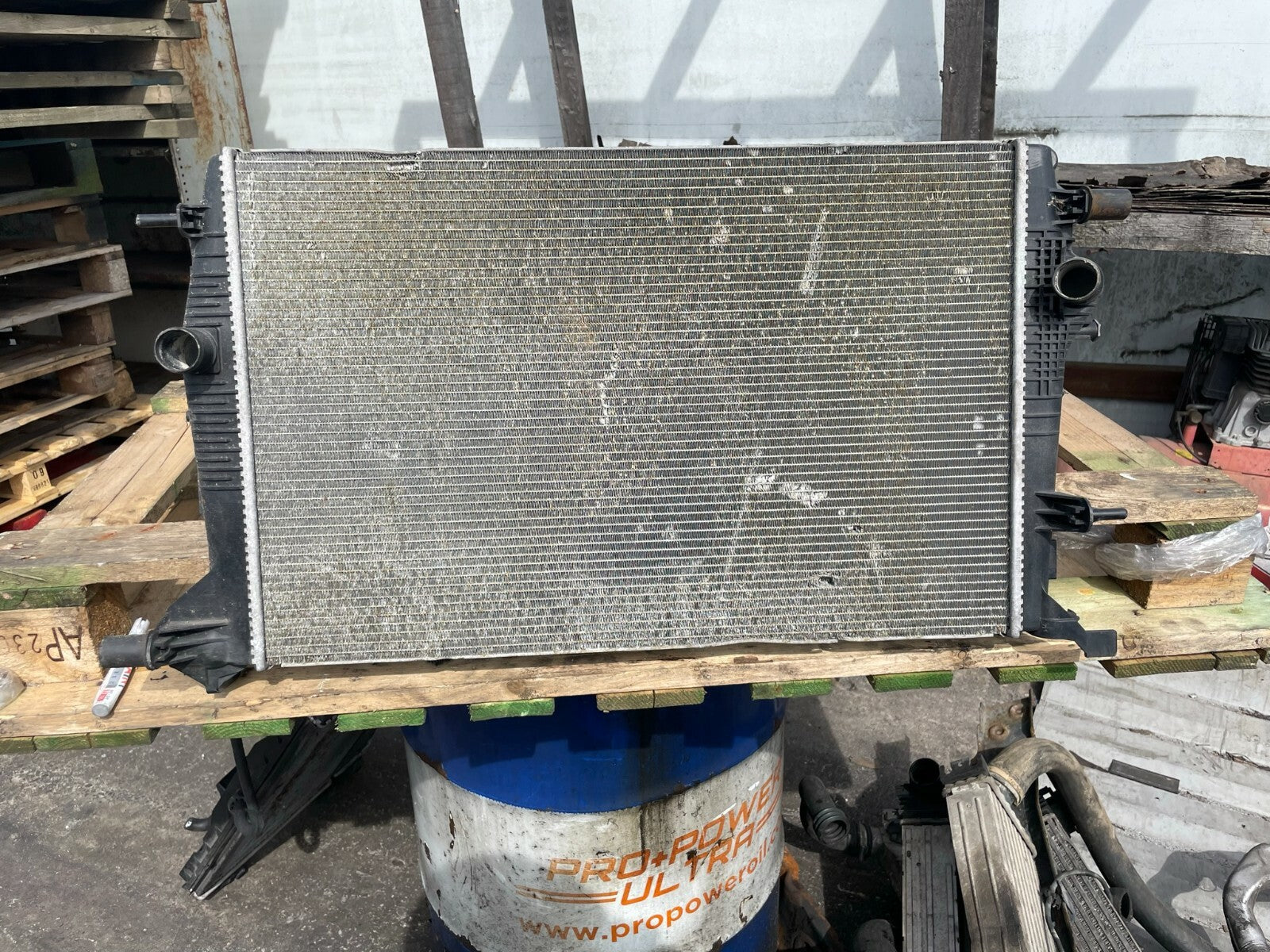 2012 RENAULT SCENIC MK3 2.0 DIESEL WATER COOLANT RADIATOR 214100017R R42
