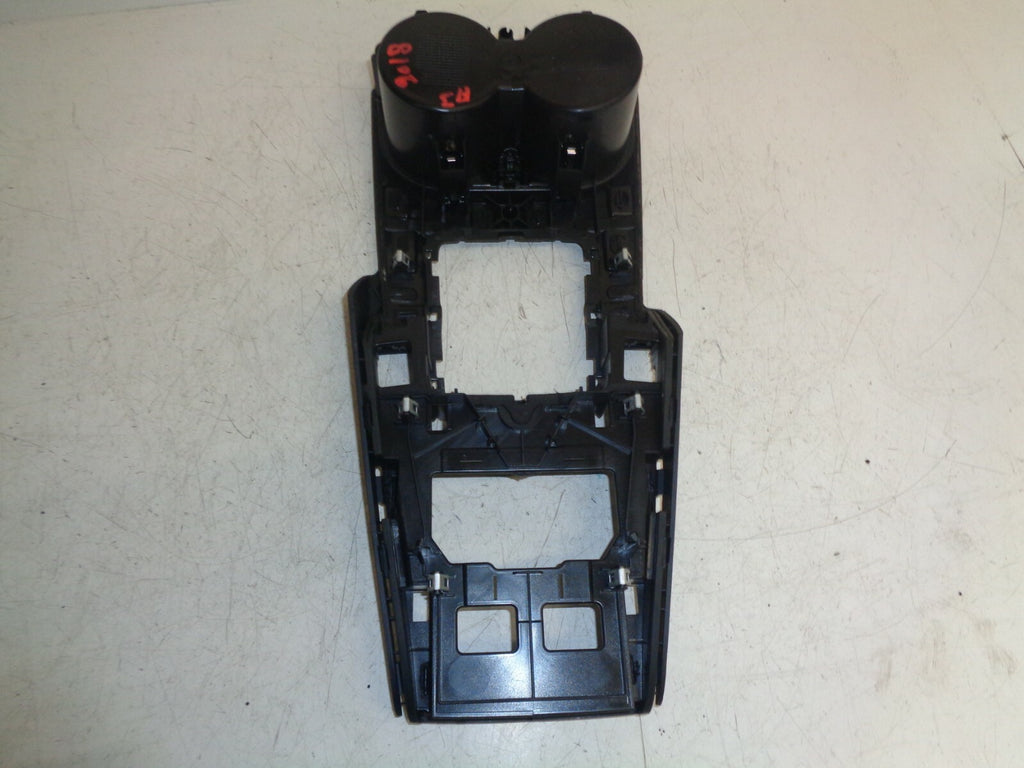 AUDI A3  8V CENTRE CONSOLE WITH CUP HOLDER 8V2864261C