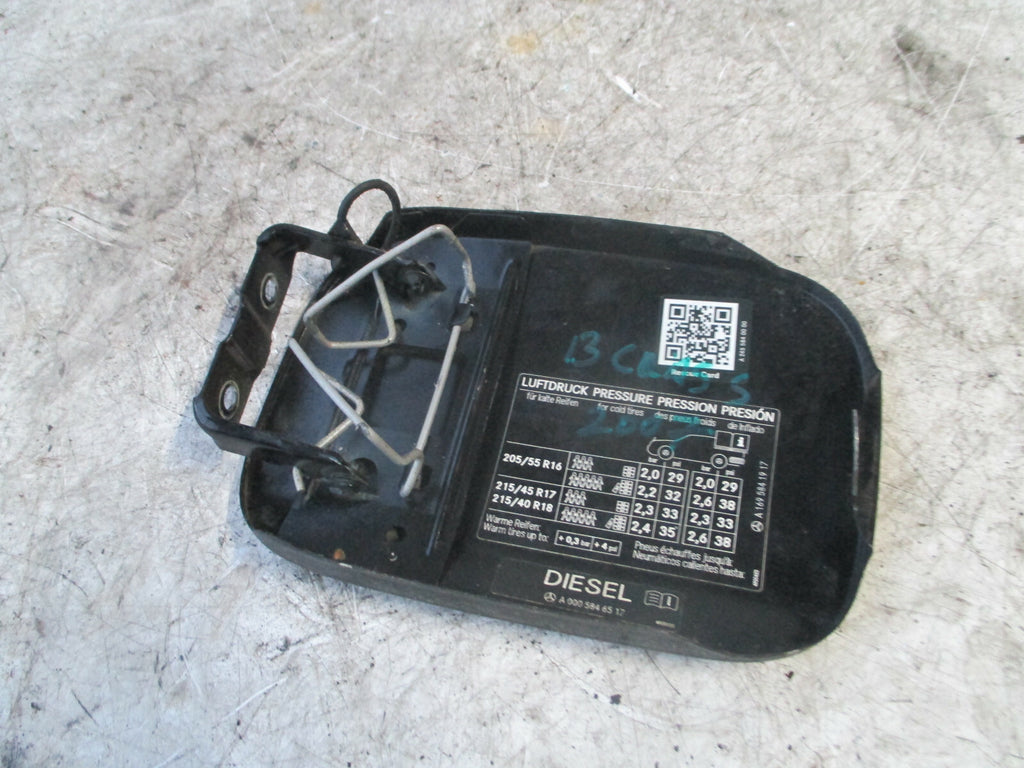 MERCEDES B CLASS W245 2007 FUEL FLAP COVER BLACK