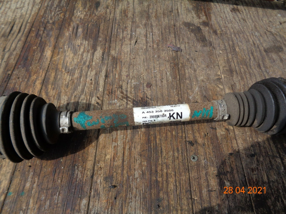 RENAULT TWINGO MK3 2017 0.9 PETROL SHORT PASSENGER FRONT DRIVESHAFT A4533503500