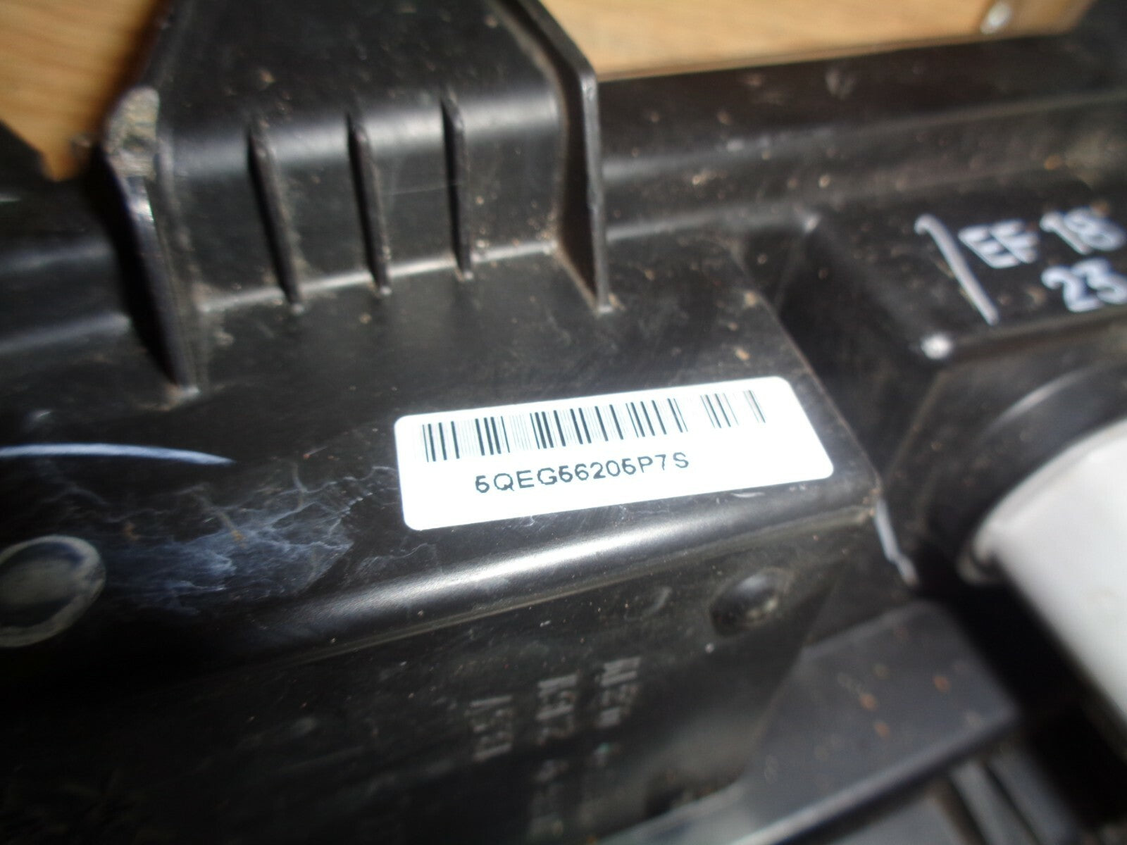 SUZUKI SWIFT 2015 HATCHBACK NS PASSENGER SIDE DAY TIME RUNNING LIGHT DAMAGED