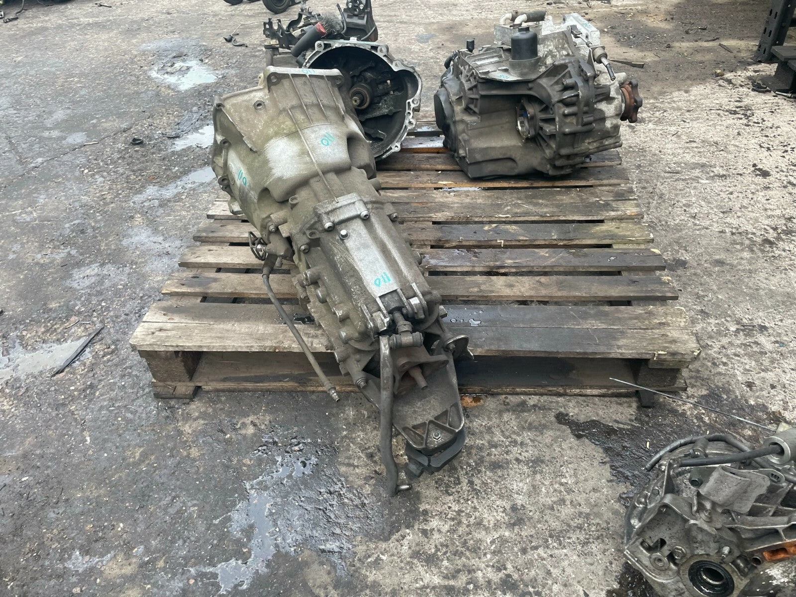 2006 BMW 3 SERIES E90 2.0 DIESEL 6 SPEED MANUAL GEARBOX 1069401058 GB110