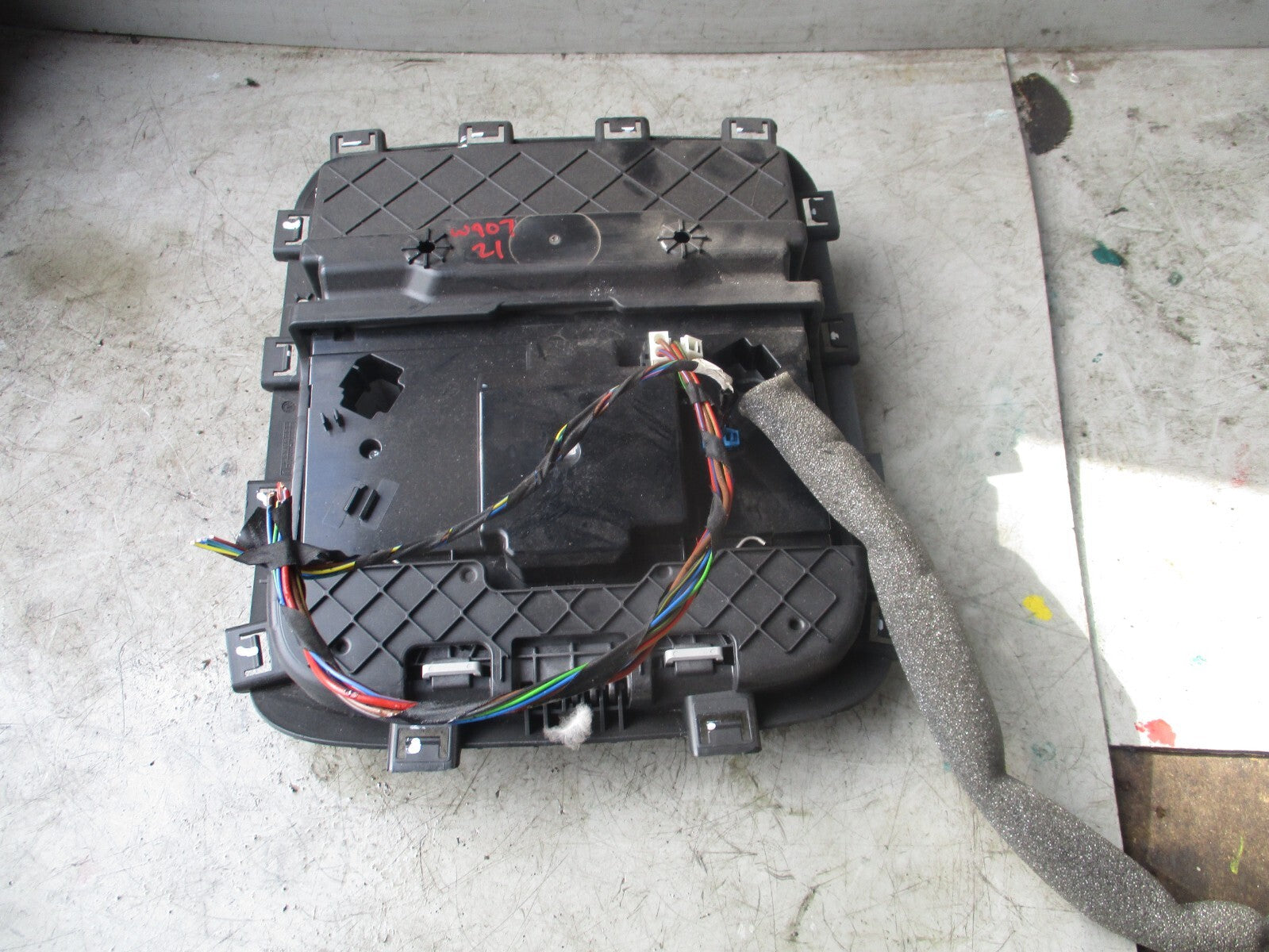2021 MERCEDES SPRINTER W907 INTERIOR FRONT ROOF READING LIGHT A4478200035