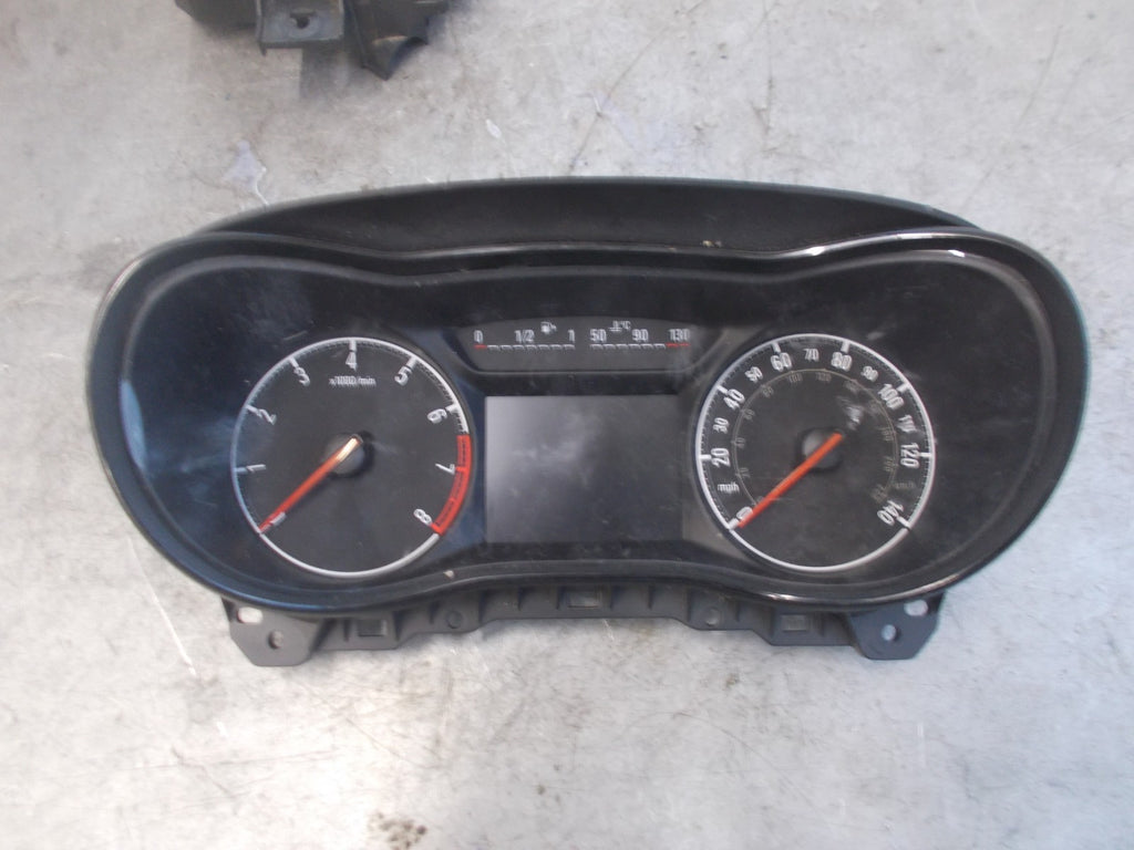 VAUXHALL CORSA E (MK4) 2014-2019 1.4 CLOCKS SPEEDO INSTRUMENT CLUSTER 39107237