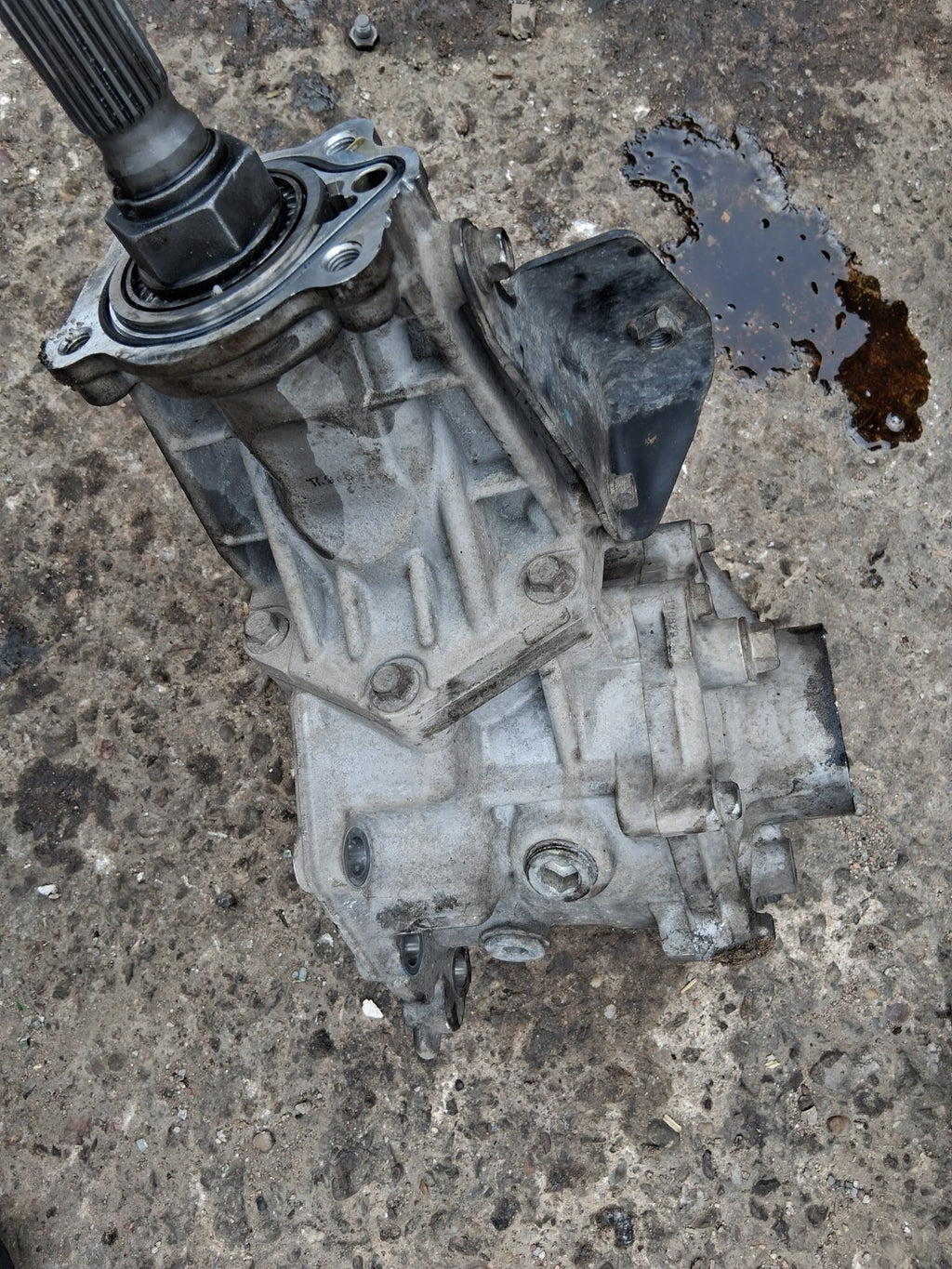 2018 MITSUBISHI OUTLANDER MK3 2.3 DIESEL AUTO FRONT DIFF DIFFERENTIAL 067038