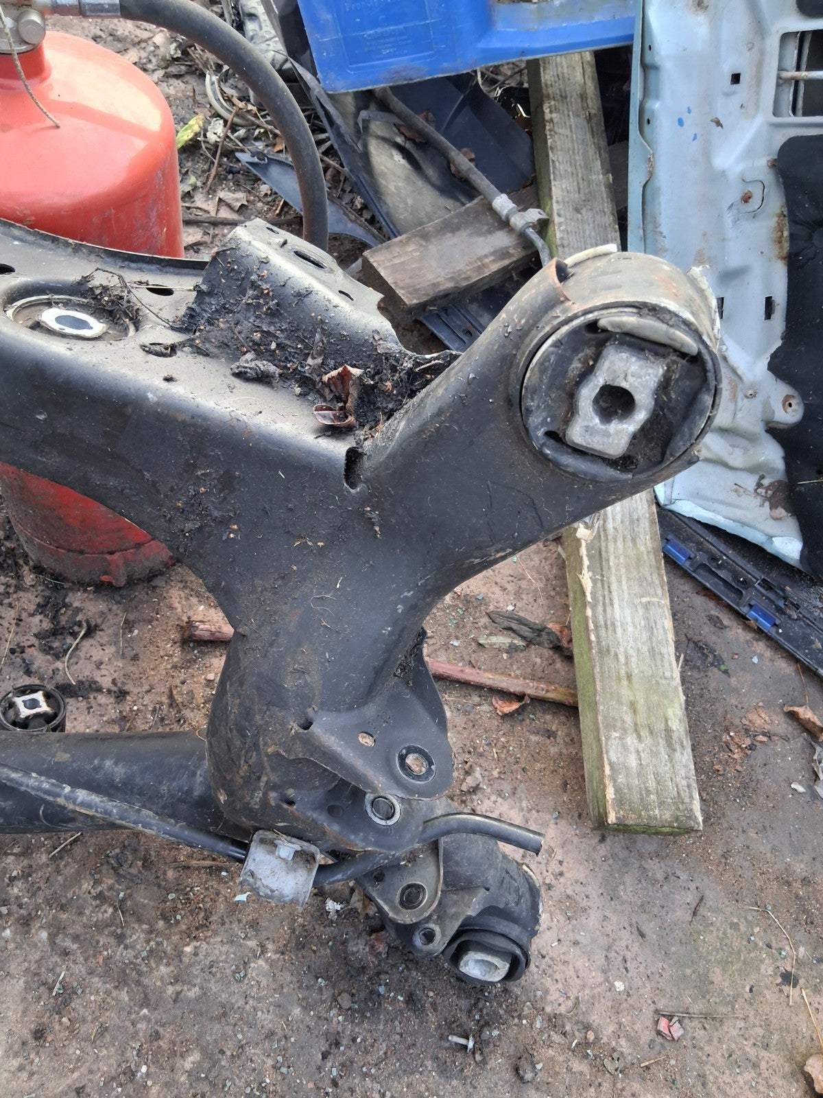 BMW 1 SERIES F20 2016 1.6 PETROL REAR SUBFRAME CARRIER