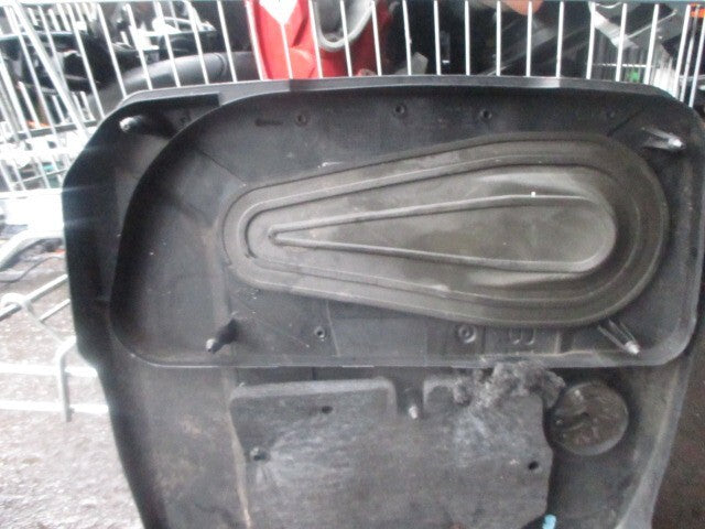 2019 BMW 5 SERIES OR DRIVER REAR ENGINE COVER 13717802847