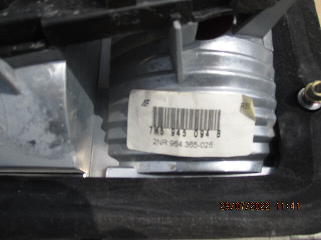 FORD GALAXY MK2 2005 OSR DRIVER SIDE REAR INNER TAIL LIGHT 7M3945257A