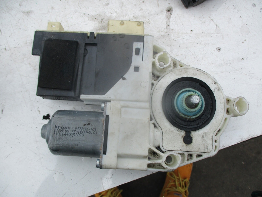CITROEN C4 MK1 PASSENGER NEAR SIDE WINDOW MOTOR 996386-103