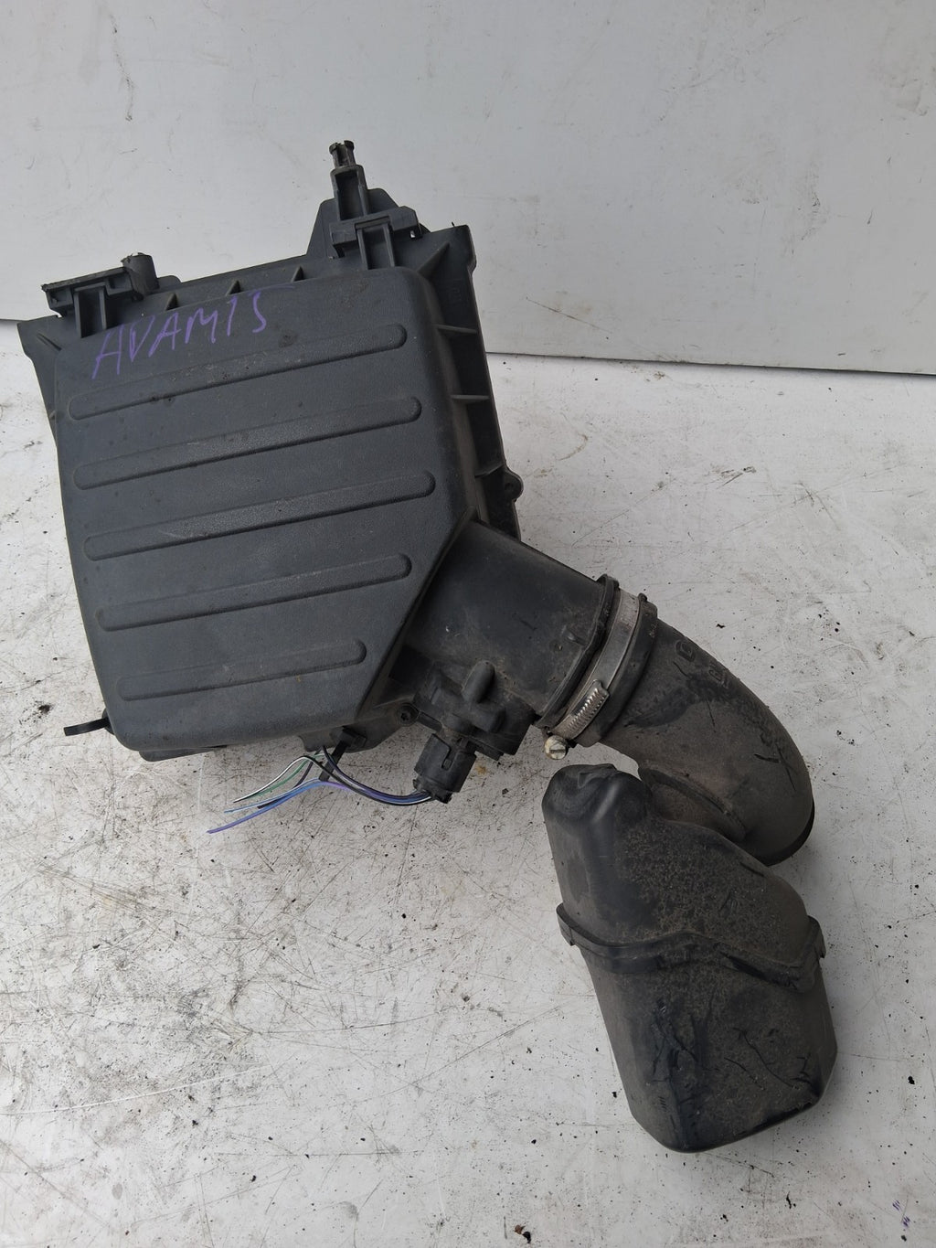 2015 VAUXHALL ADAM AIR CLEANER FILTER BOX 13357493