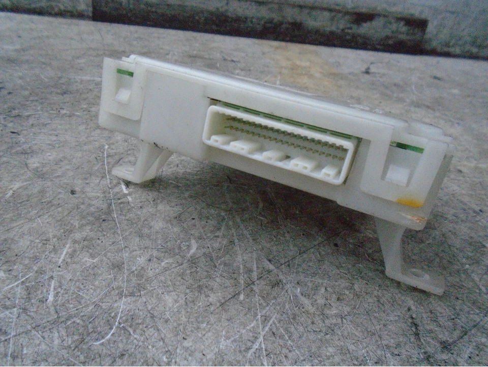 NISSAN JUKE 2015 AC AIR CONDITIONING AMPLIFIER 277601KGOB