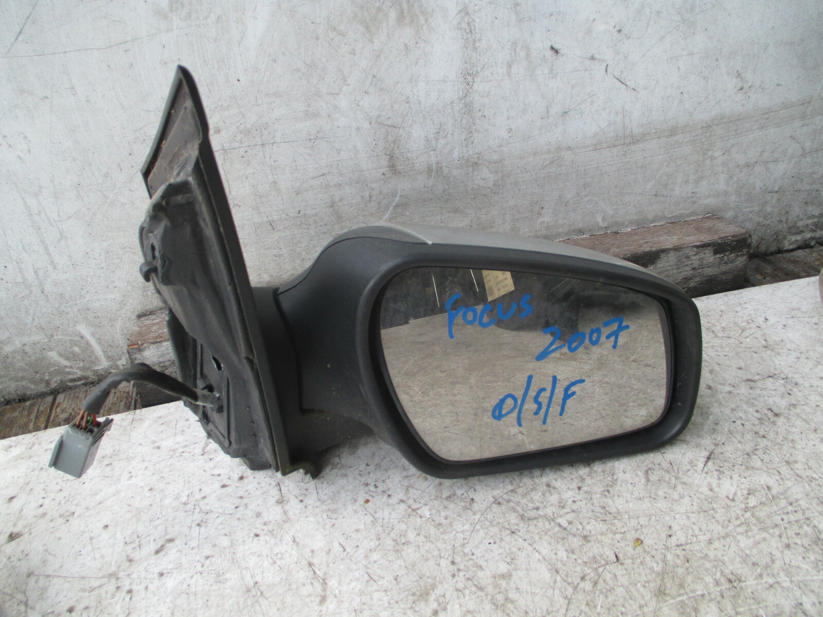 FORD FOCUS MK2  2007 NS PASSENGER SIDE ELECTRIC DOOR WING MIRROR