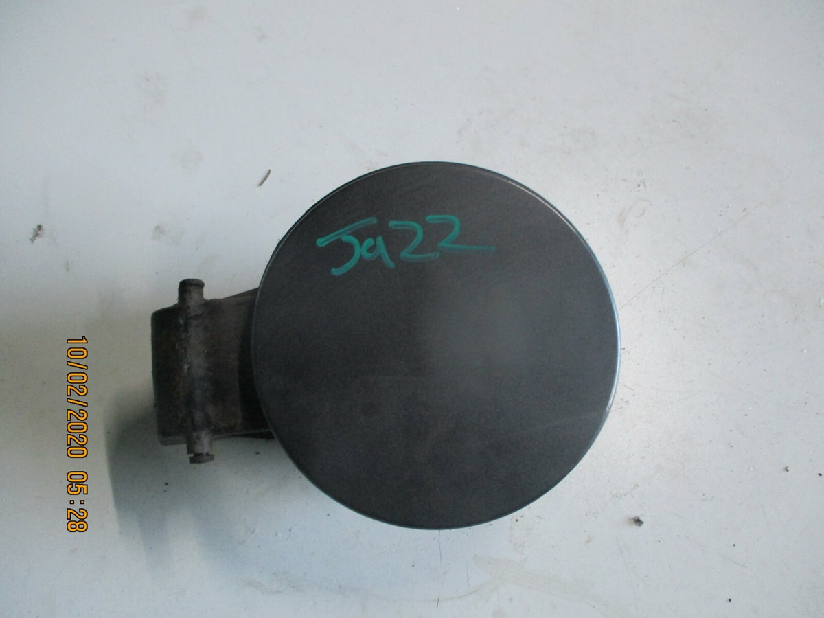 HONDA JAZZ MK3 2015 PETROL FUEL FILLER CAP COVER DOOR FLAP TRIM GREY 74480-TF3