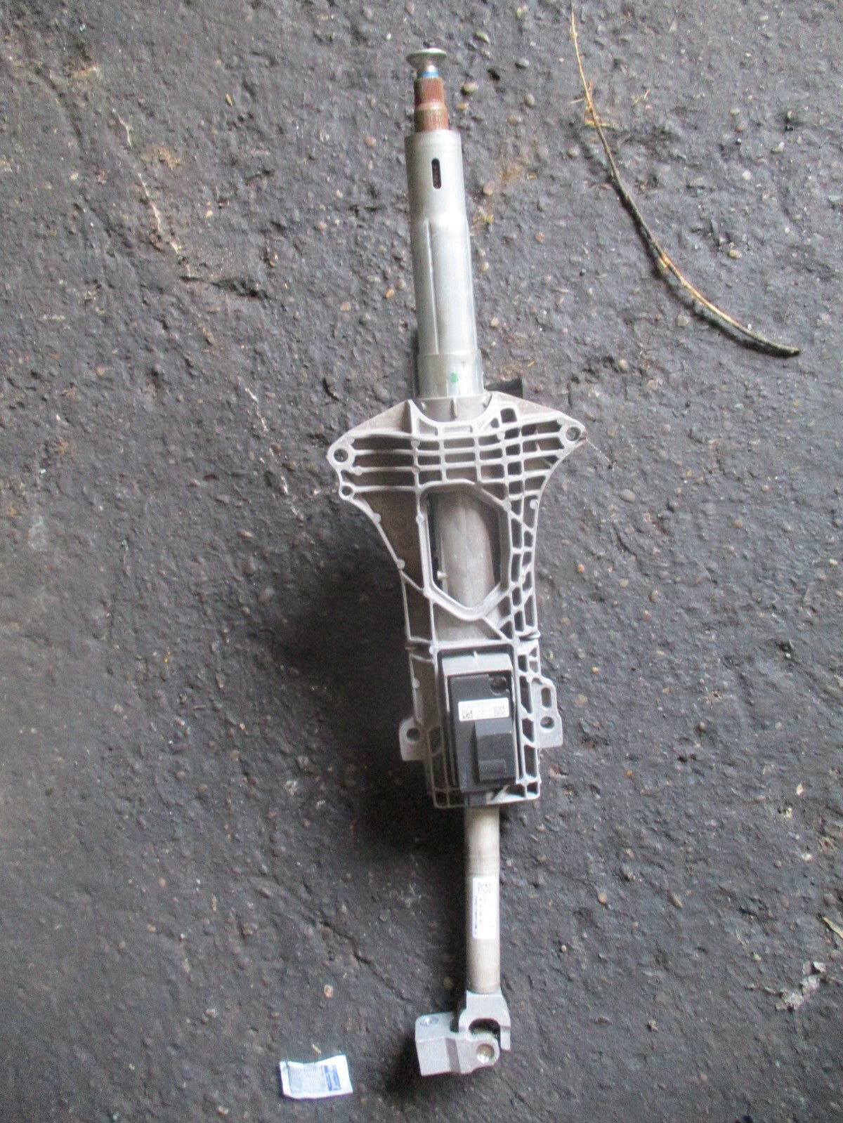 MERCEDES BENZ 2017 A CLASS W176 STEERING COLUMN A2464608901