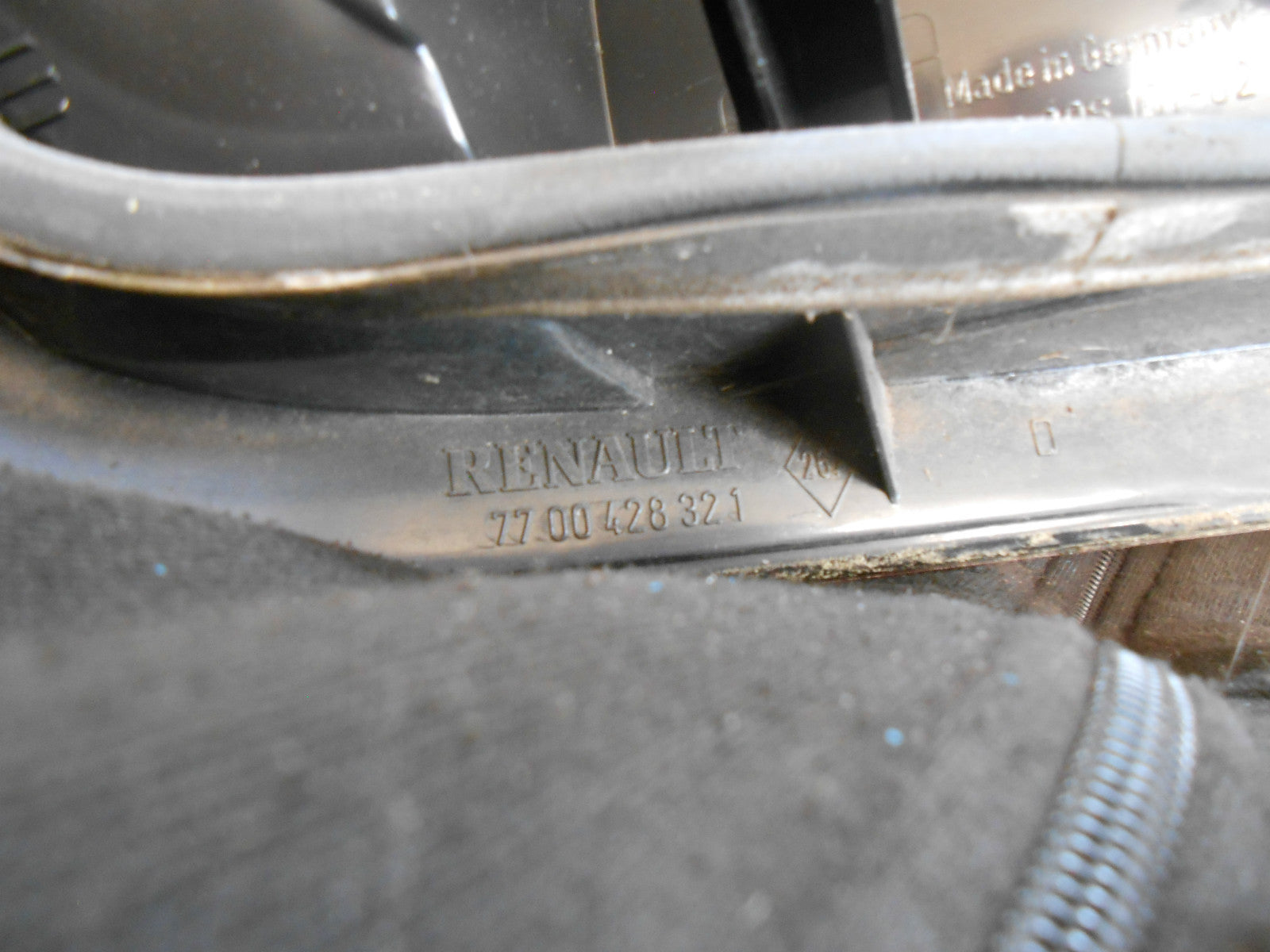 RENAULT MEGANE MK1 PHASE 1 2001 NS PASSENGER REAR TAIL BRAKE LIGHT 7700428321