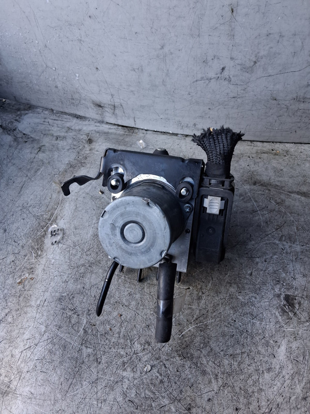 2021 MERCEDES A CLASS ABS PUMP A1774303500