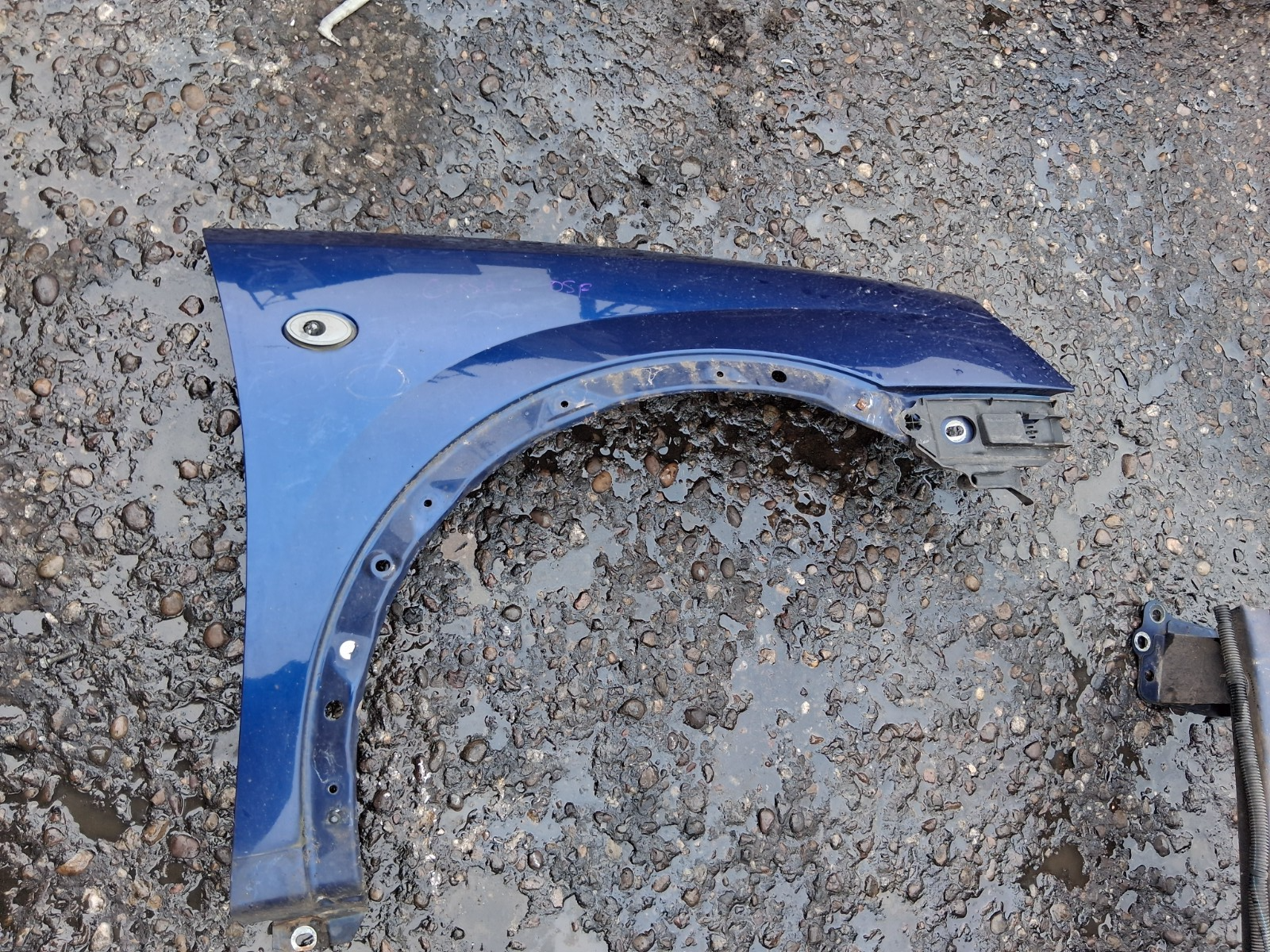 2005 VAUXHALL CORSA C OSF DRIVER SIDE FRONT RIGHT WING PANEL BLUE