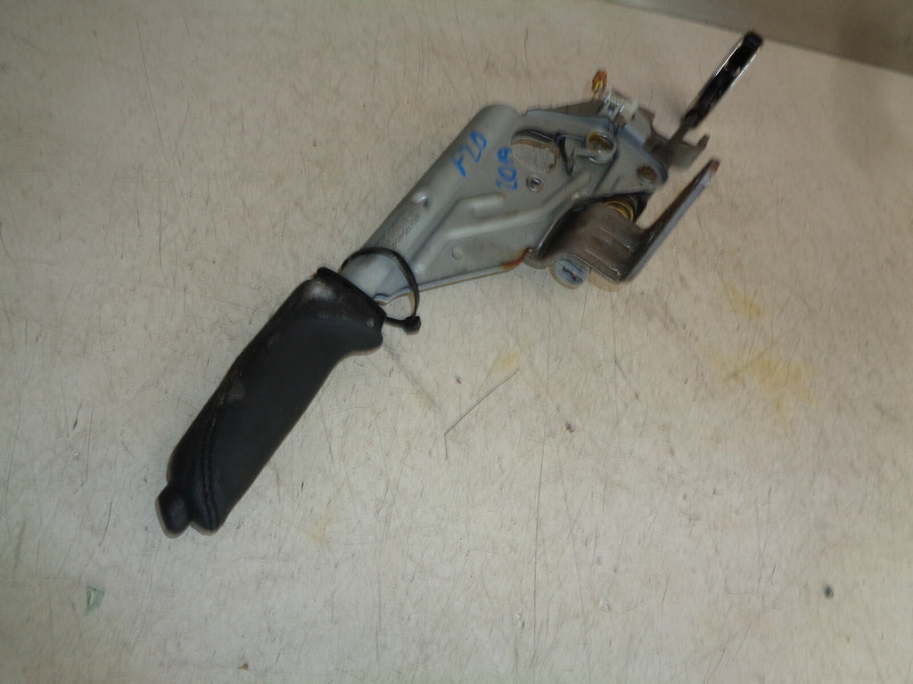 BMW 1 SERIES F20 2019 LCI 2.0 PETROL HANDBRAKE LEVER HANDLE LEATHER 6876775