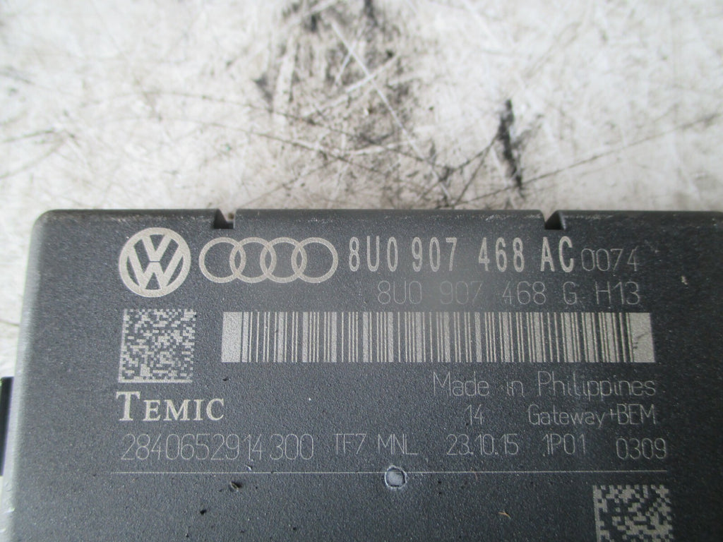 AUDI A1 2015 8X OS DRIVER SIDE CONTROL UNIT GATEWAY ECU 8U09070468