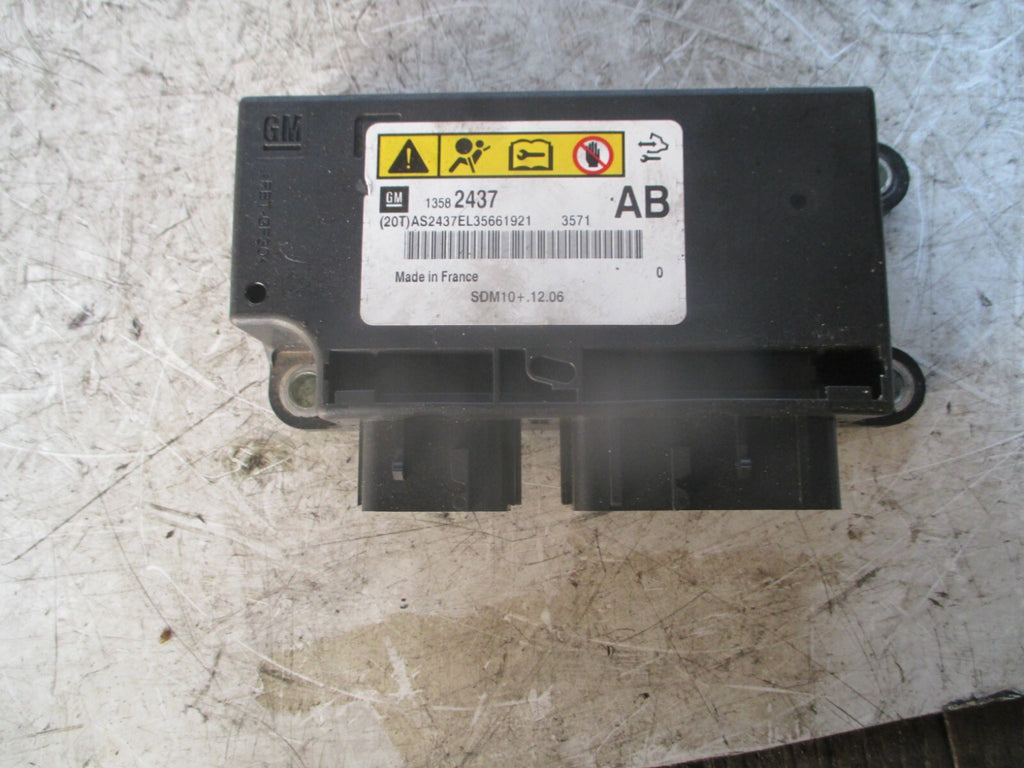 VAUXHALL ASTRA J 2013 AIR BAG MODULE 13582437