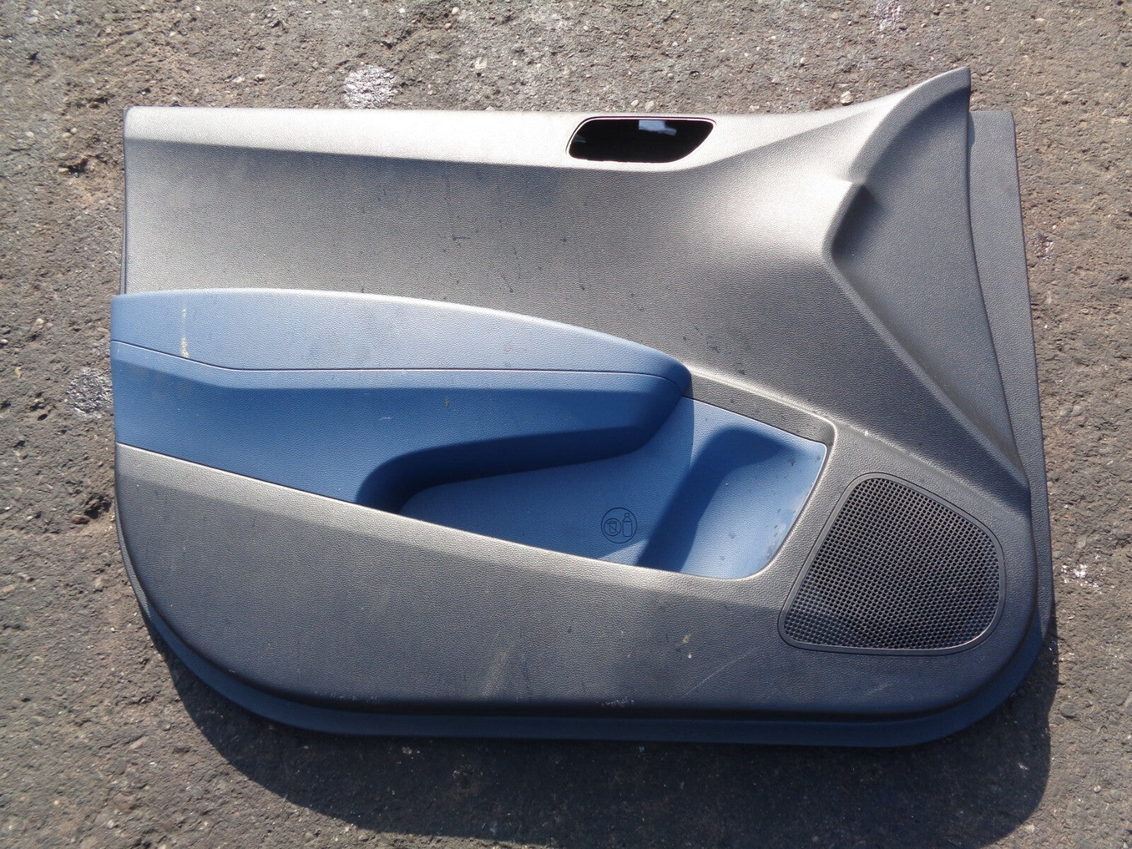 HYUNDAI i10 MK2 2016 NS PASSENGER SIDE FRONT DOOR DOOR CARD 82370B9010