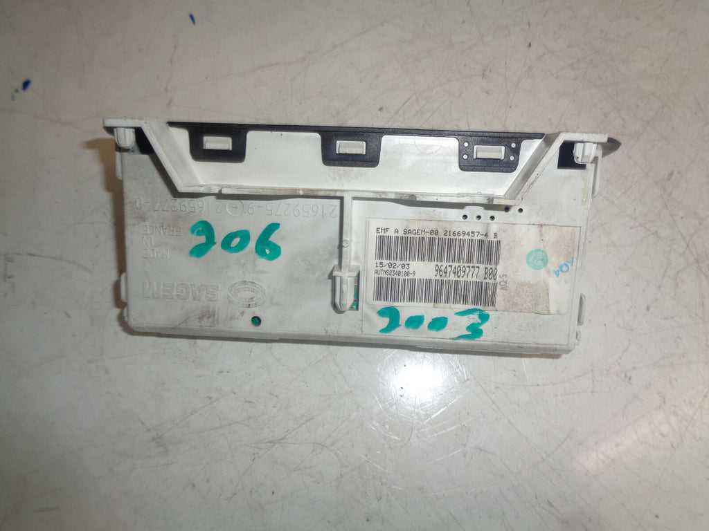 PEUGEOT 206 2003 DIGITAL DISPLAY CLOCK SCREEN 9647409777