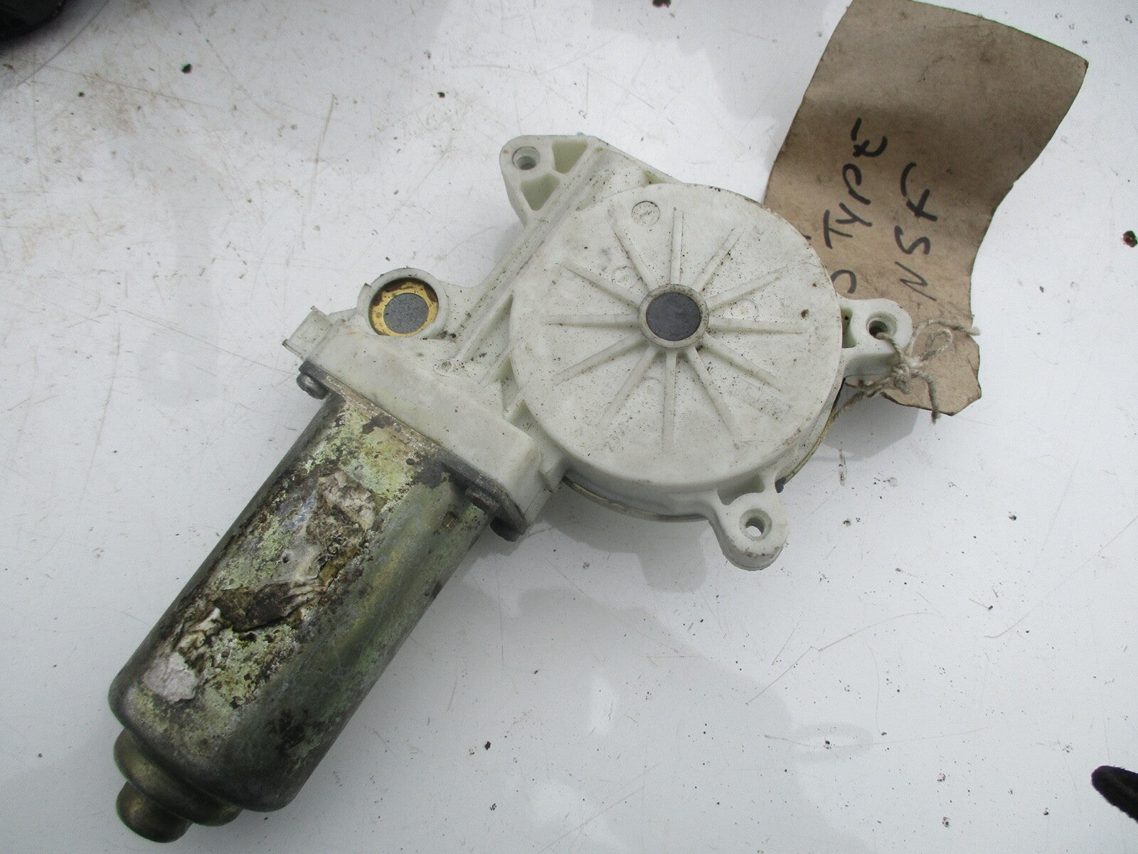 JAGUAR S TYPE CCX 2003 SALOON NSF PASSENGER SIDE FRONT ELECTRIC WINDOW MOTOR
