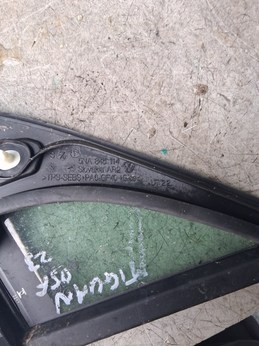 2023 VOLKSWAGEN TIGUAN OSF DRIVER SIDE FRONT QUARTER GLASS 5NA845114