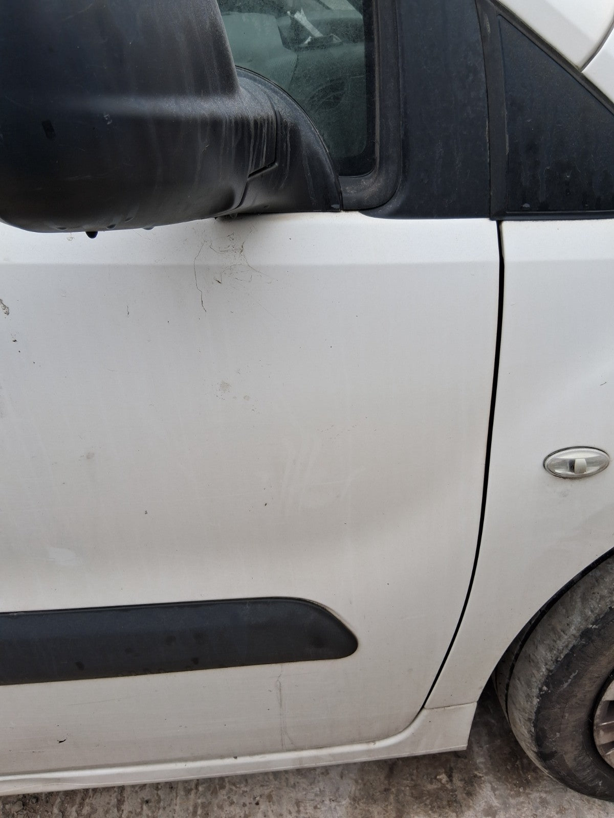 2017 CITROEN BERLINGO MK2 OSF DRIVER SIDE FRONT RIGHT BARE DOOR WHITE