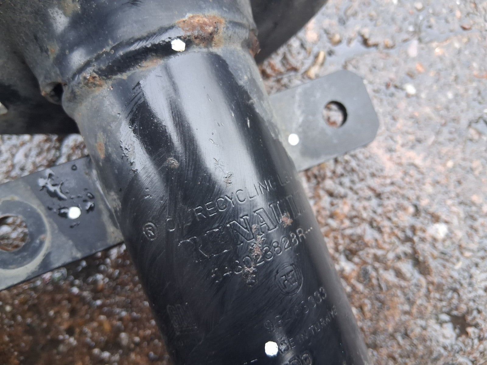 2024 RENAULT TRAFIC X82 MK3 2.0 DIESEL OSF DRIVER SIDE FRONT SUSPENSION LEG