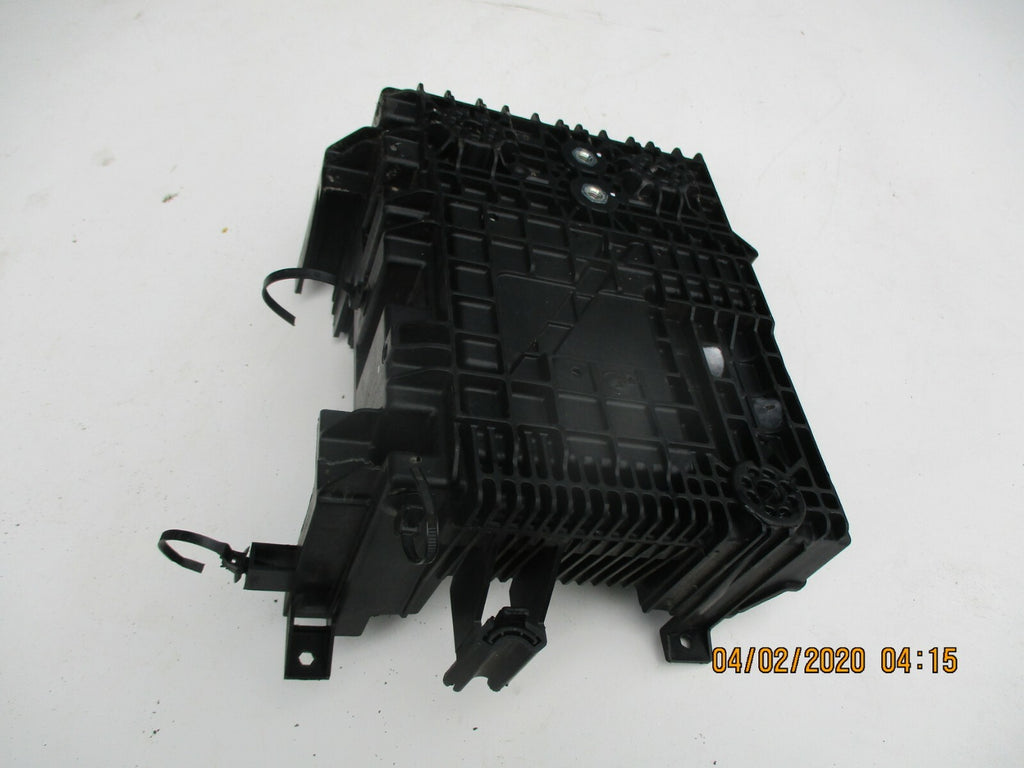 VAUXHALL VIVA 2017 UNDER BONNET BATTERY TRAY PLASTIC SUPPORT MOUNT 42359359