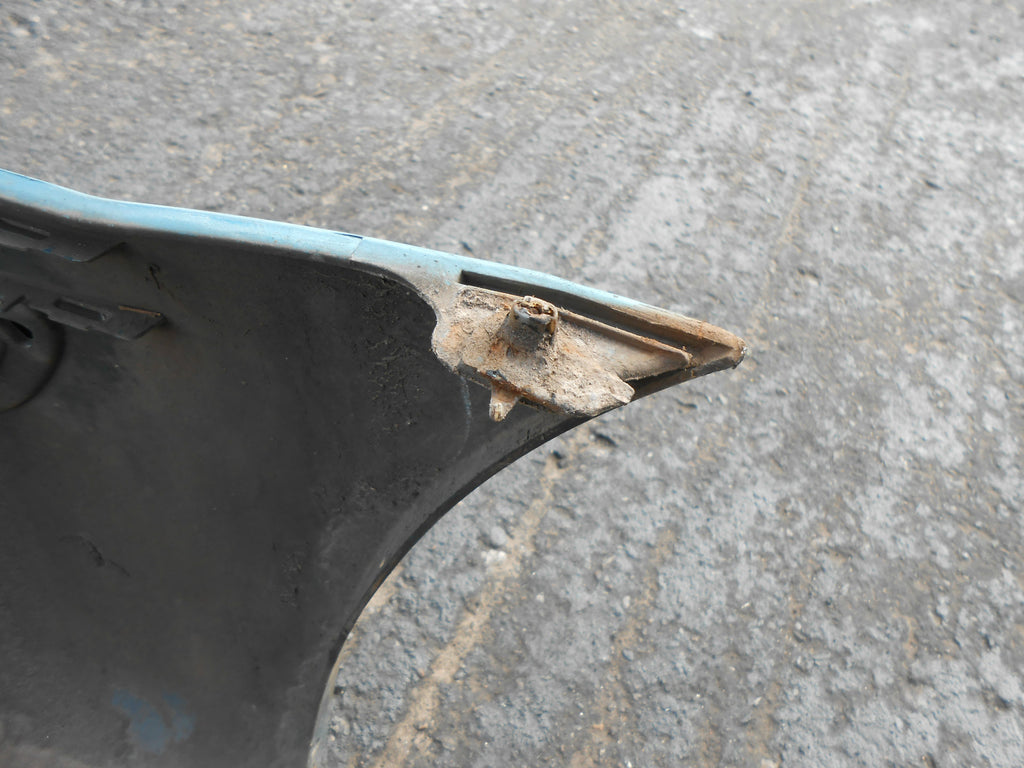 MAZDA PREMACY 1999 COMPLETE REAR BUMPER GREEN