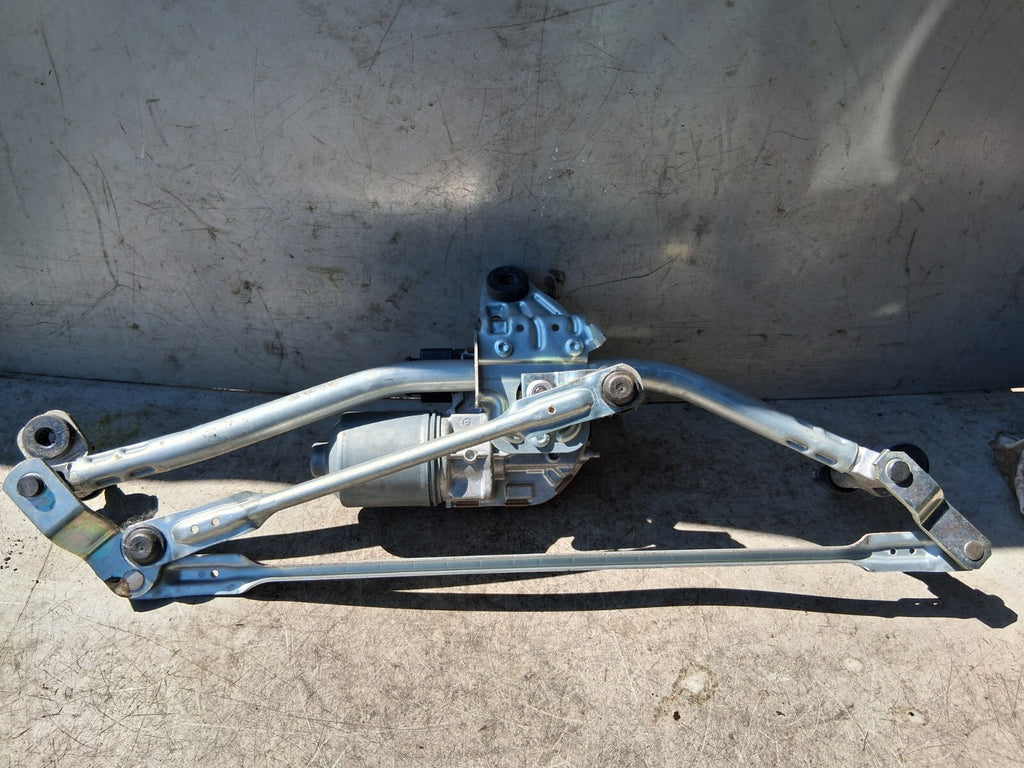 VW VOLKSWAGEN PASSAT B8 2019 WINDSCREEN WIPER MOTOR & LINKAGE WITH ARM 3G2955119