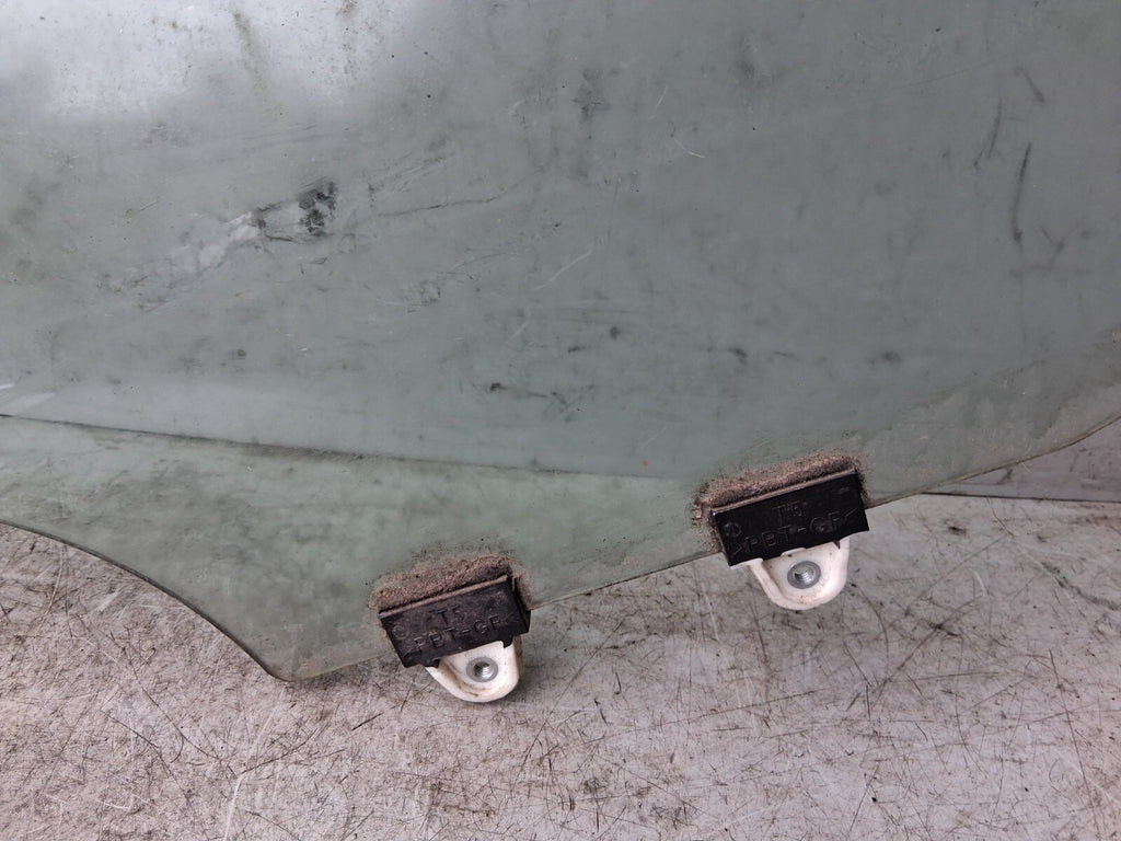 2019 MG ZS OSF DRIVER SIDE FRONT RIGHT WINDOW GLASS