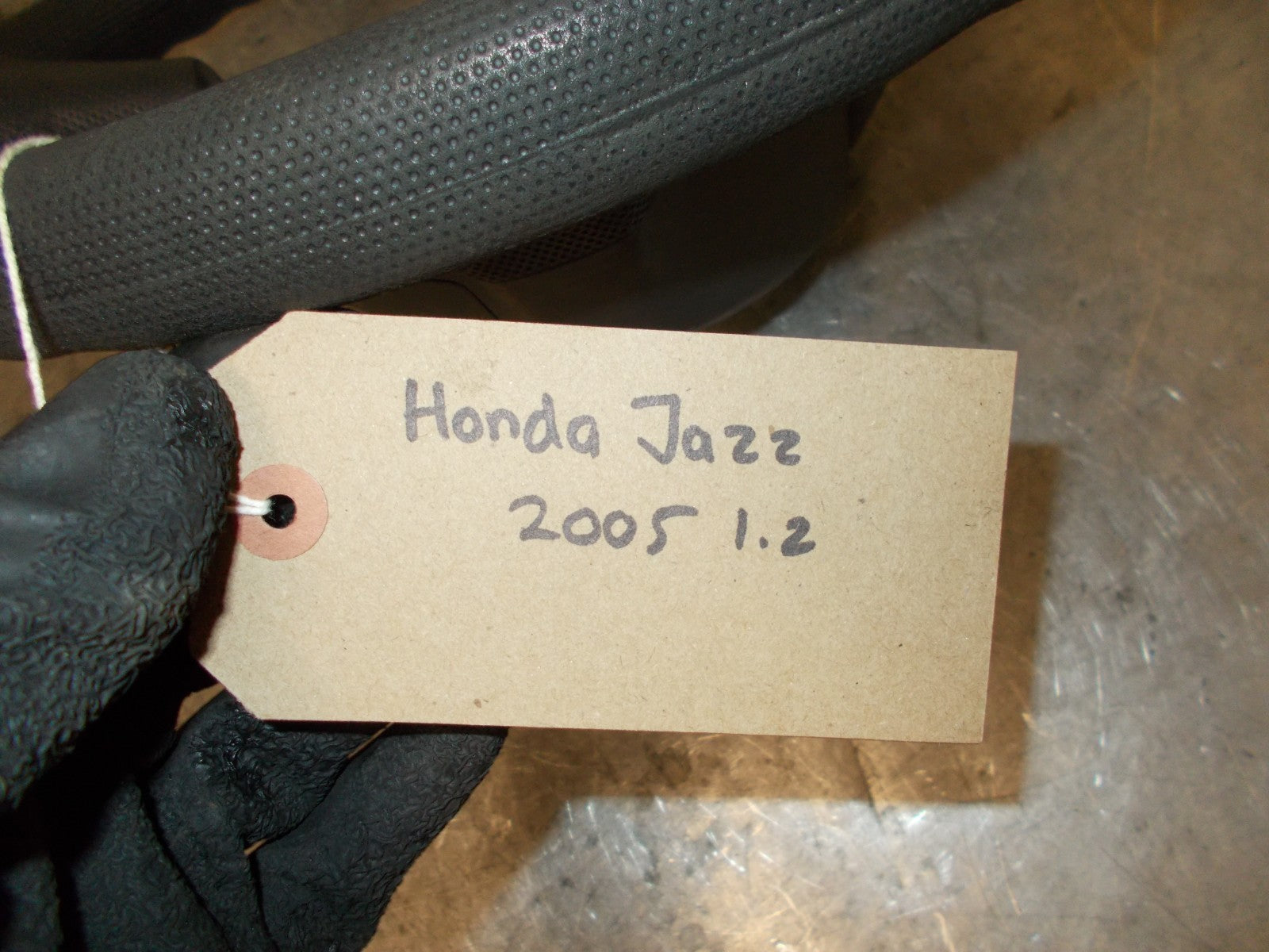 HONDA JAZZ 2005 STEERING WHEEL BLACK.