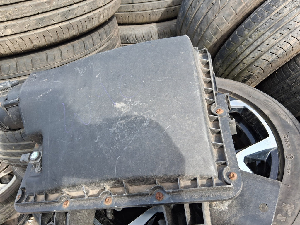 2020 MERCEDES BENZ SPRINTER W907 2.0 DIESEL AIR FILTER BOX A9075285800